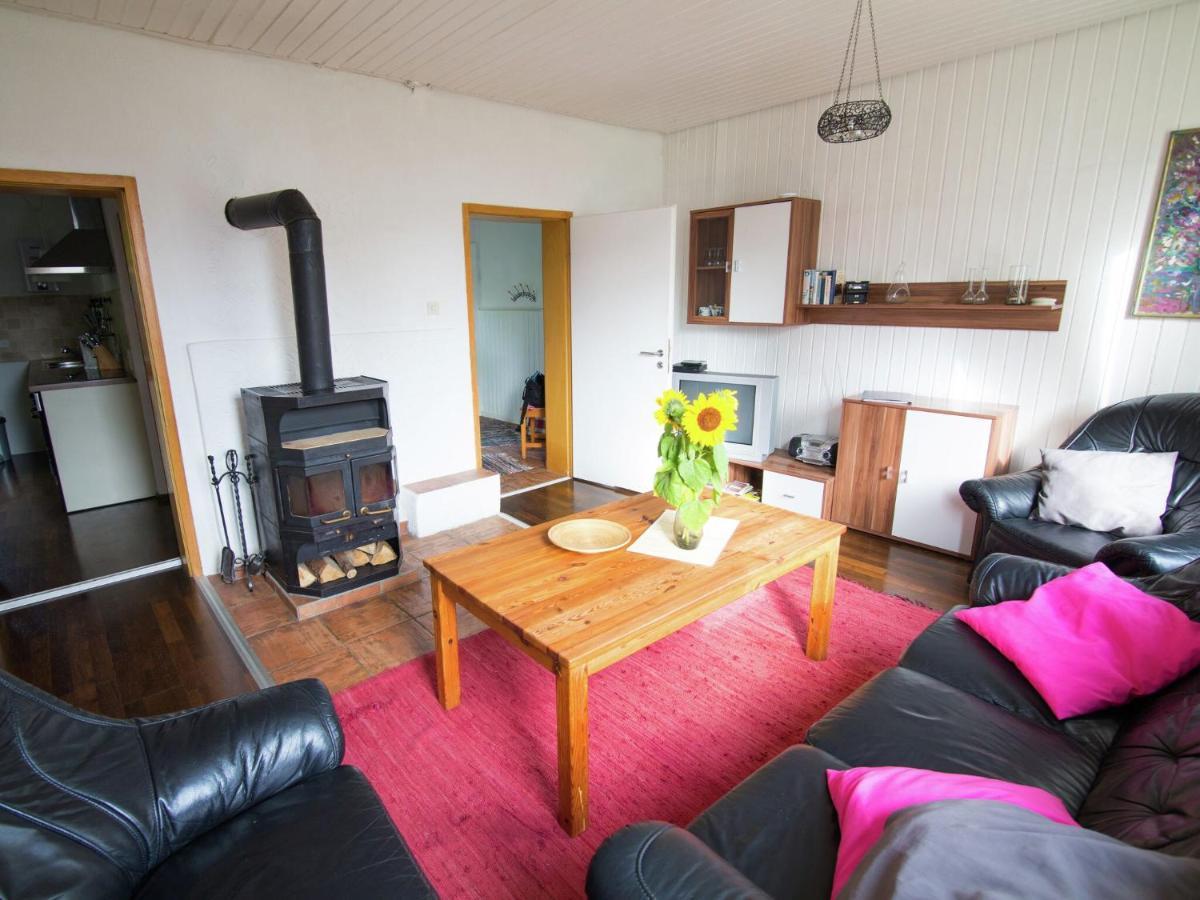 Spacious Holiday Home In Hesse With Garden Waldeck  Dış mekan fotoğraf